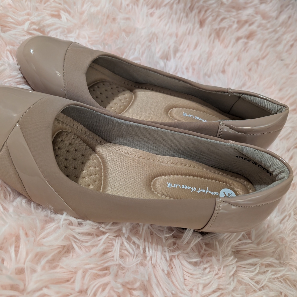Comfortable Beige Women's Flats